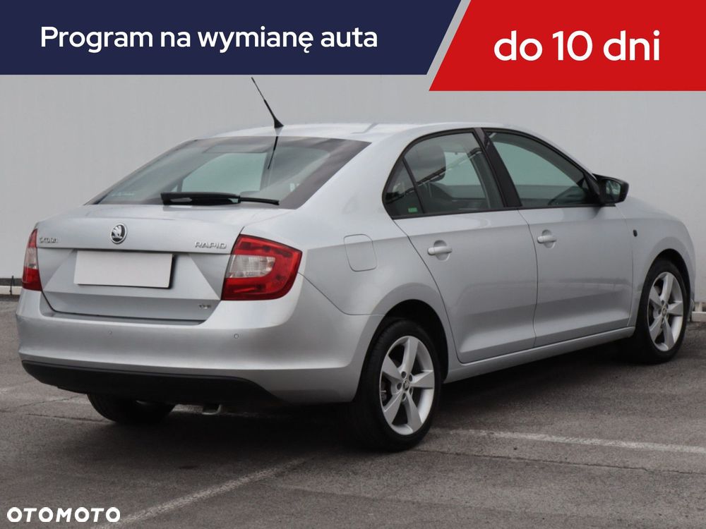 Skoda RAPID - 7