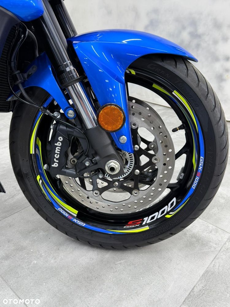 Suzuki GSX 1000 - 6