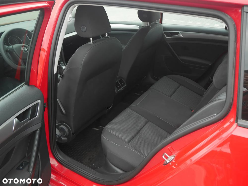 Volkswagen Golf VII 1.6 TDI BMT Comfortline - 11