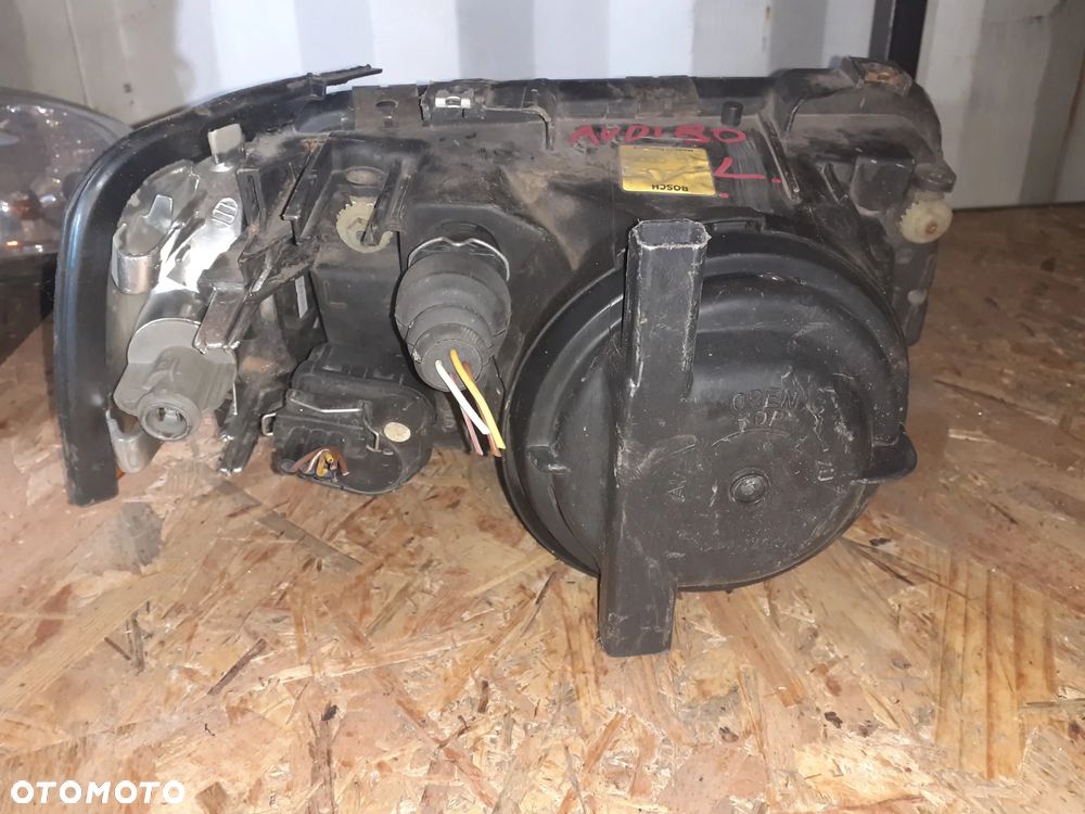 Reflektor LEWY LEWA LAMPA PRZÓD AUDI 80 B4 - 2