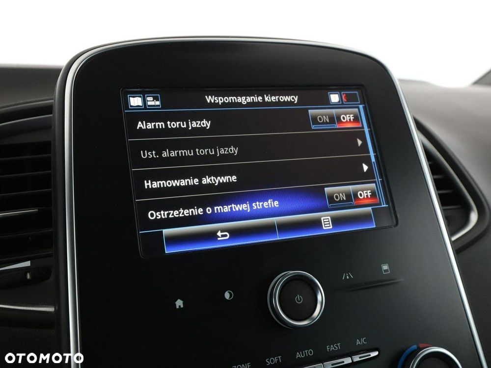 Renault Grand Scenic - 24