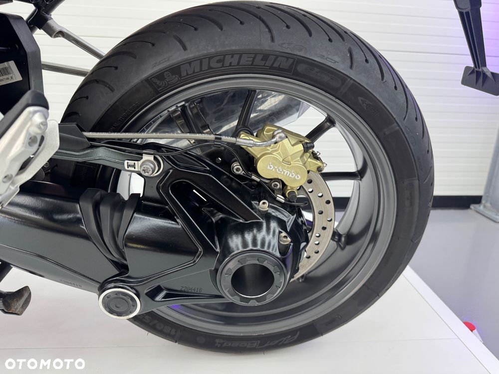 BMW R - 28