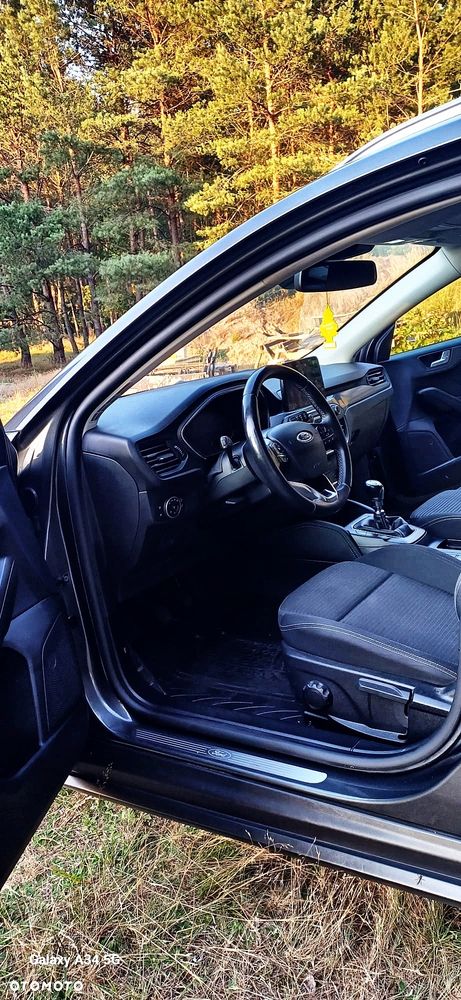 Ford Focus 1.5 EcoBlue Connected - 16