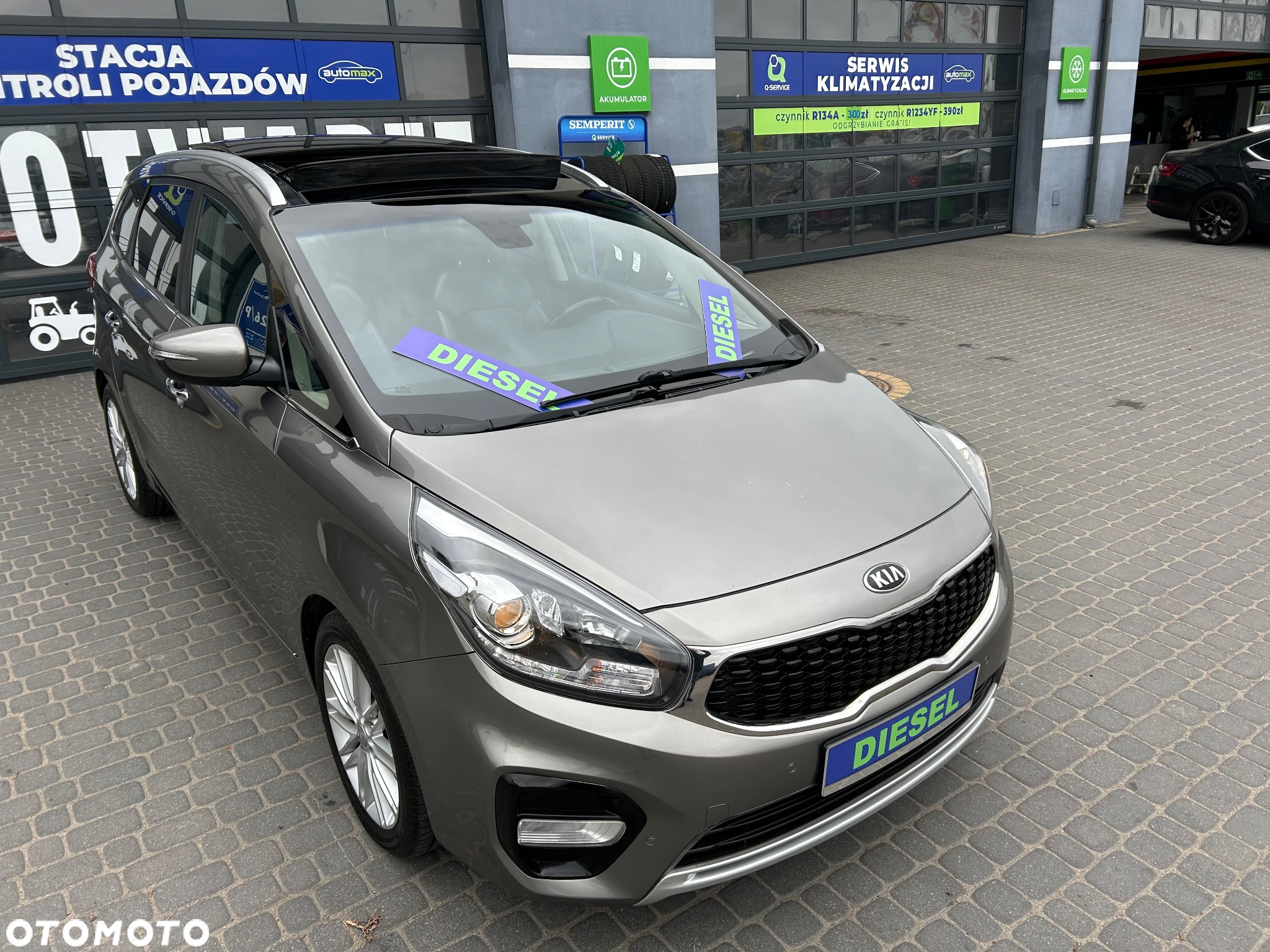 Kia Carens 1.7 CRDi L 7os DCT - 11
