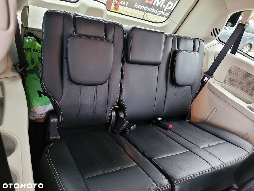 Lancia Voyager 2.8 CRD16v Gold - 27