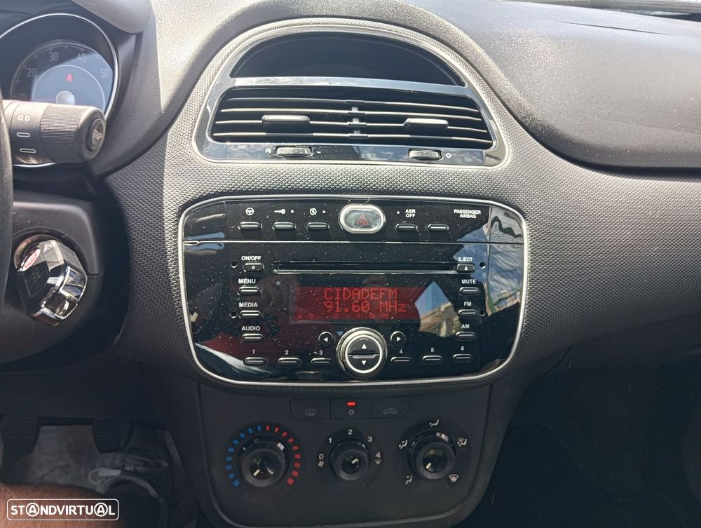 Fiat Punto 1.2 Lounge S&S - 9
