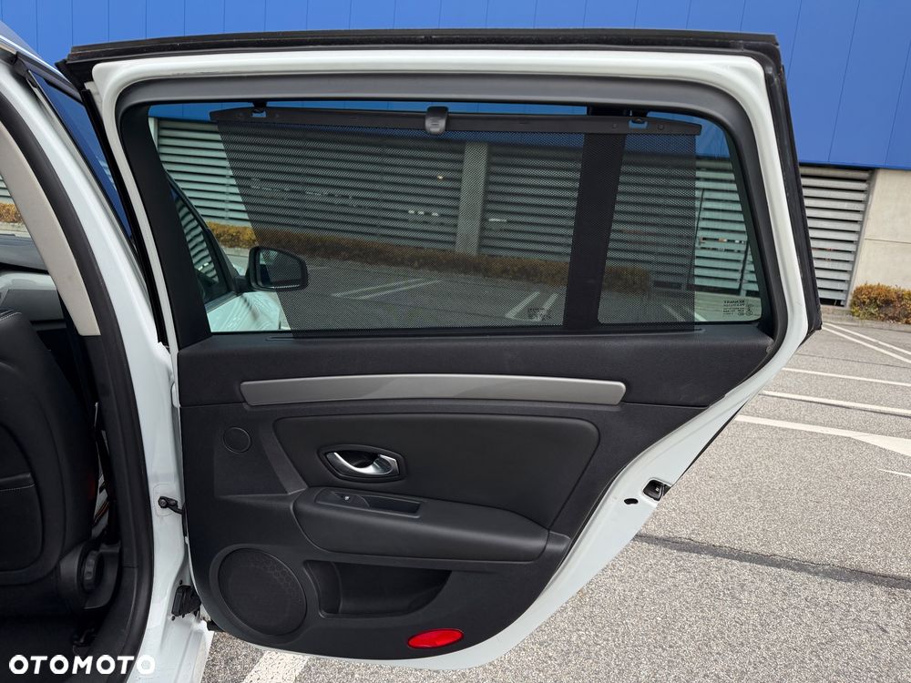 Renault Laguna 2.0 dCi Black Edition - 22