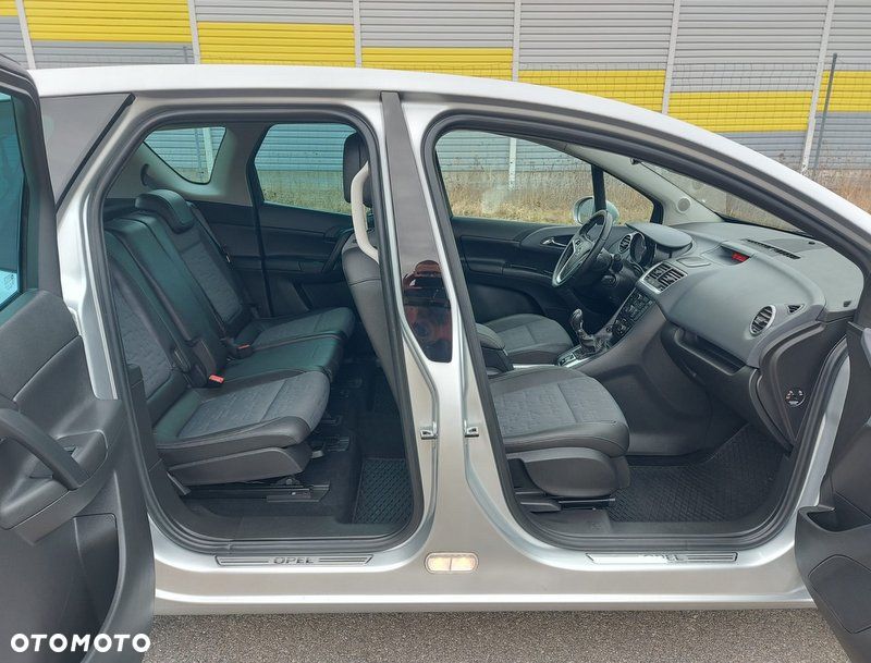 Opel Meriva - 28
