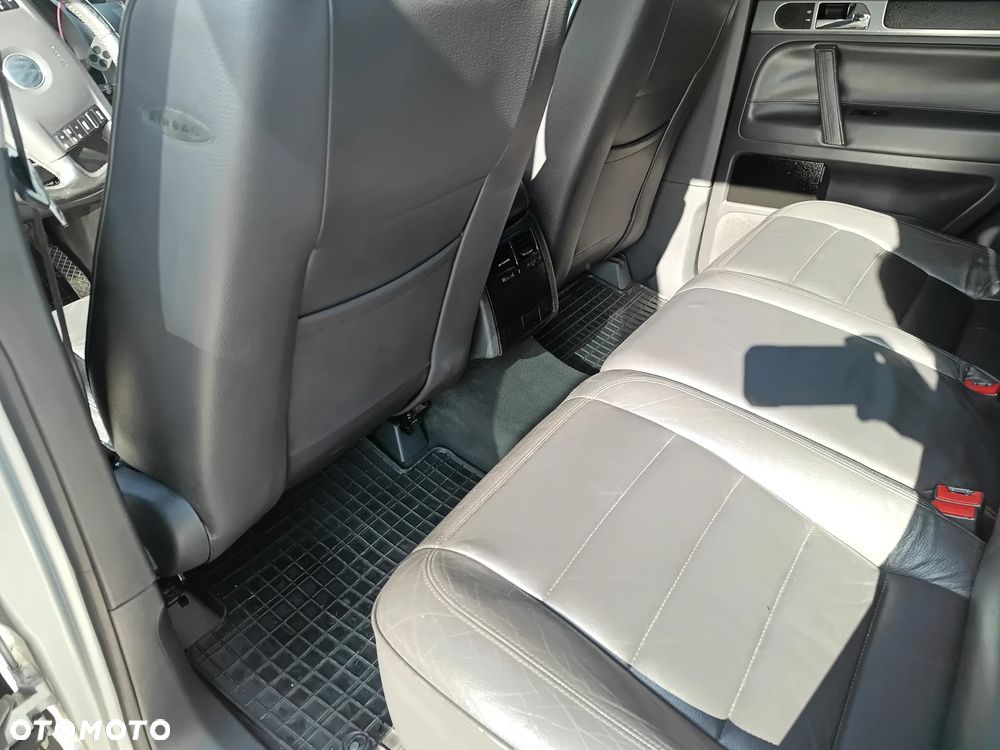 Volkswagen Touareg 3.2 V6 Tiptr - 11