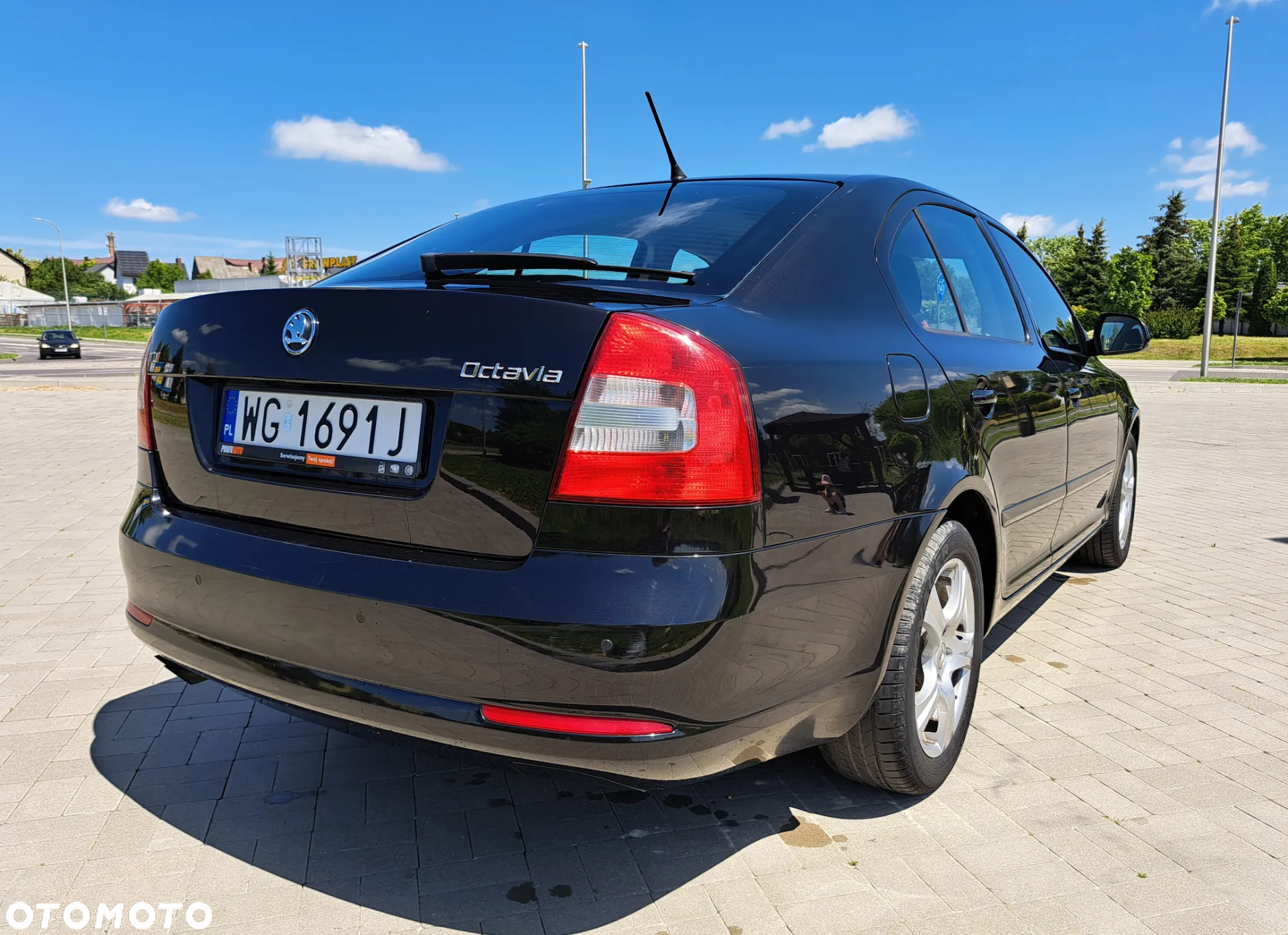Skoda Octavia 2.0 TDI Ambiente - 25