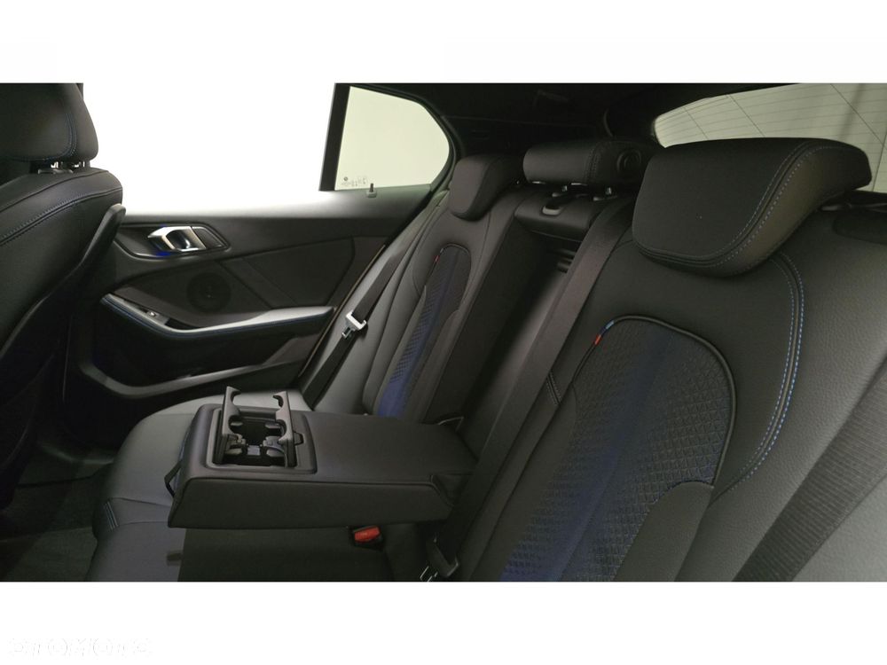 BMW Seria 1 118d M Sport - 23