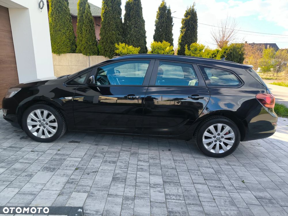 Opel Astra 1.7 CDTI DPF Cosmo - 1