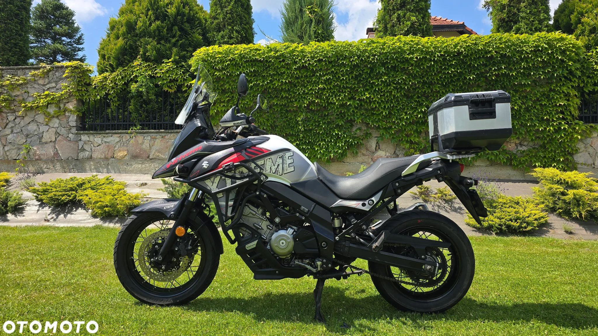 Suzuki V-STROM