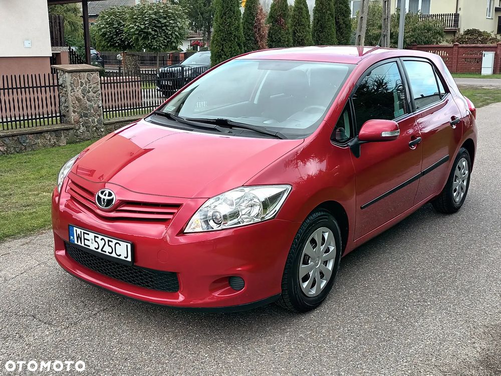 Toyota Auris - 4