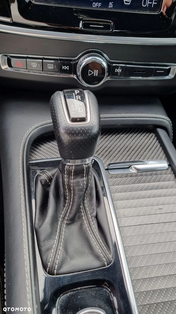 Volvo S90 T5 R-Design - 24