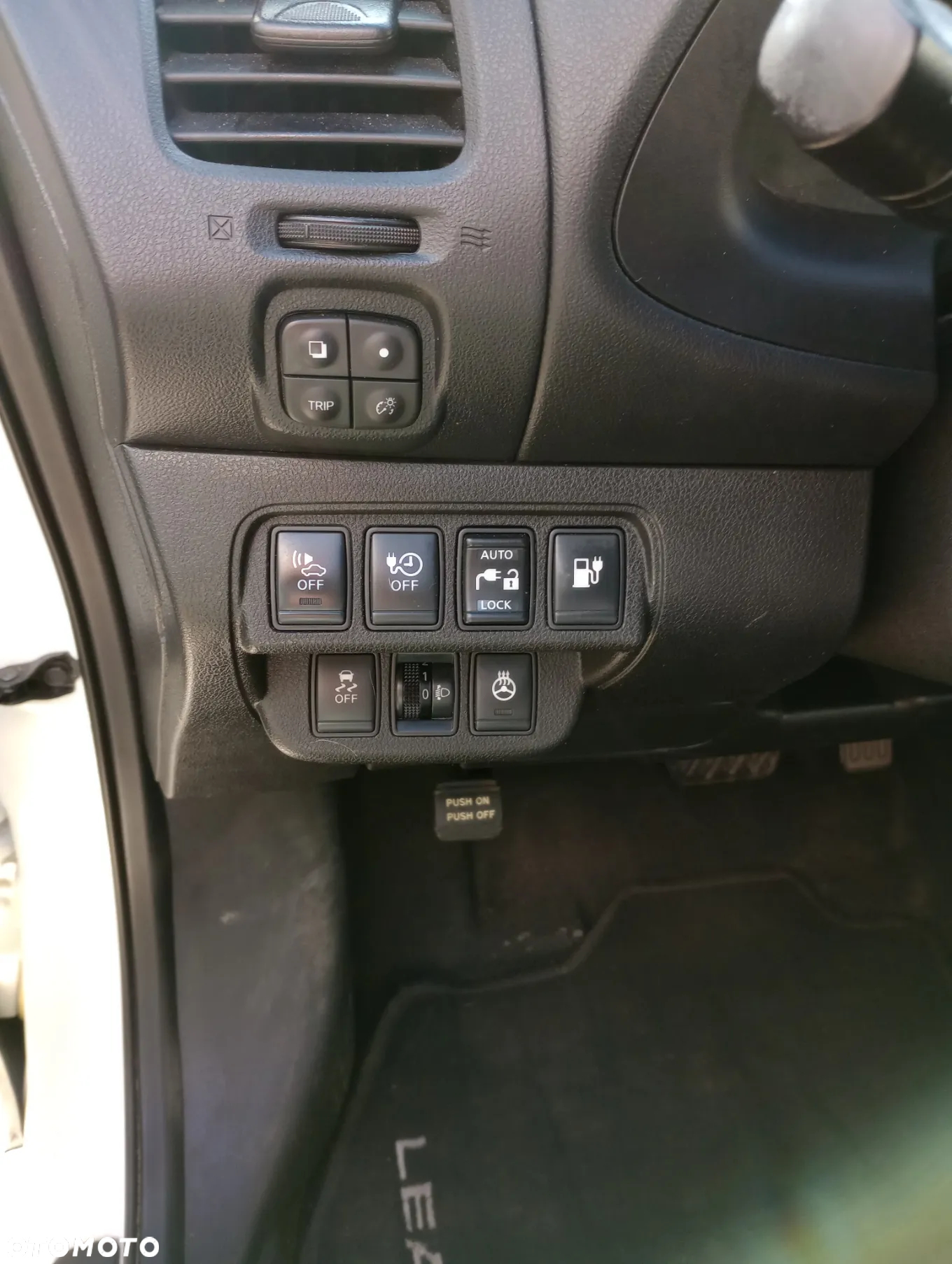 Nissan Leaf 24 kWh (mit Batterie) Tekna - 11
