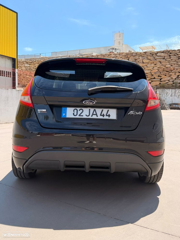 Ford Fiesta 1.6 TDCI Sport - 4