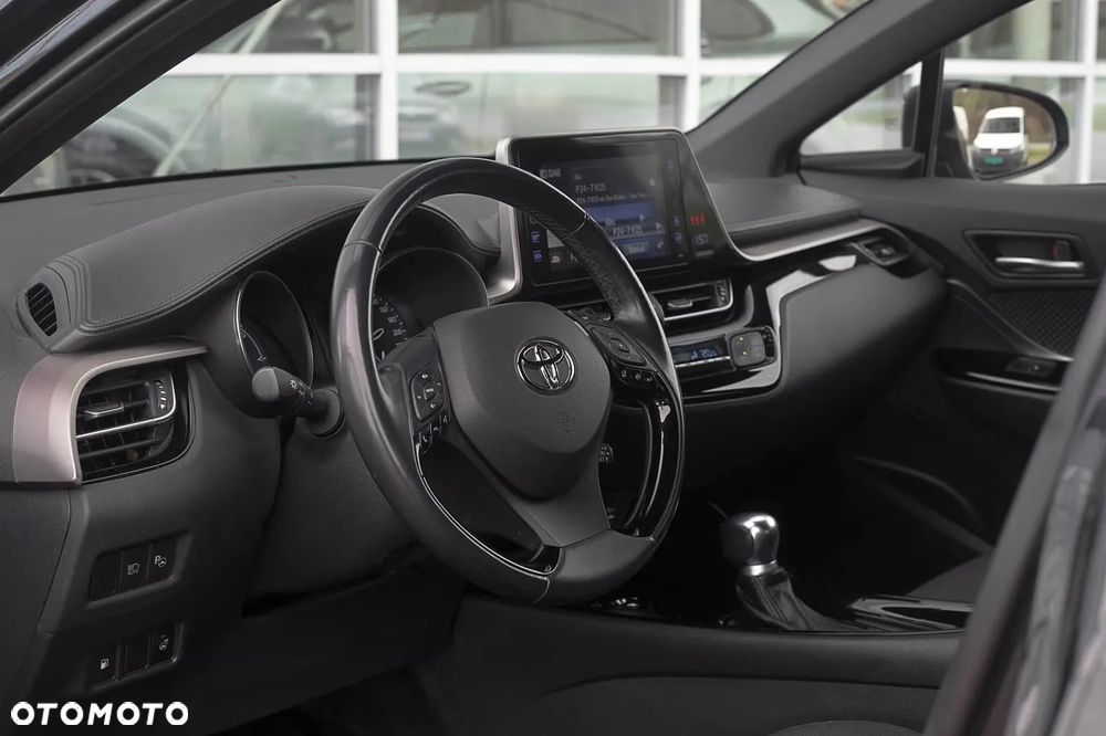 Toyota C-HR Style - 25