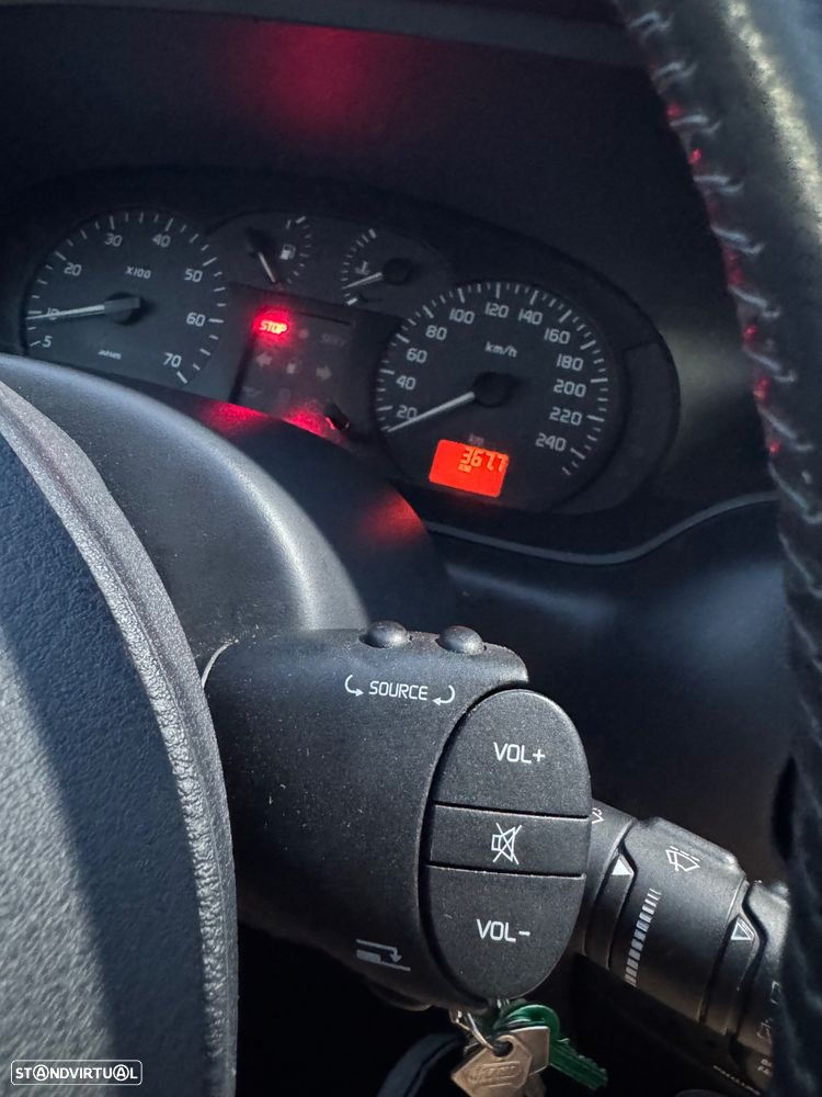 Renault Mégane 1.4 16V Air - 10