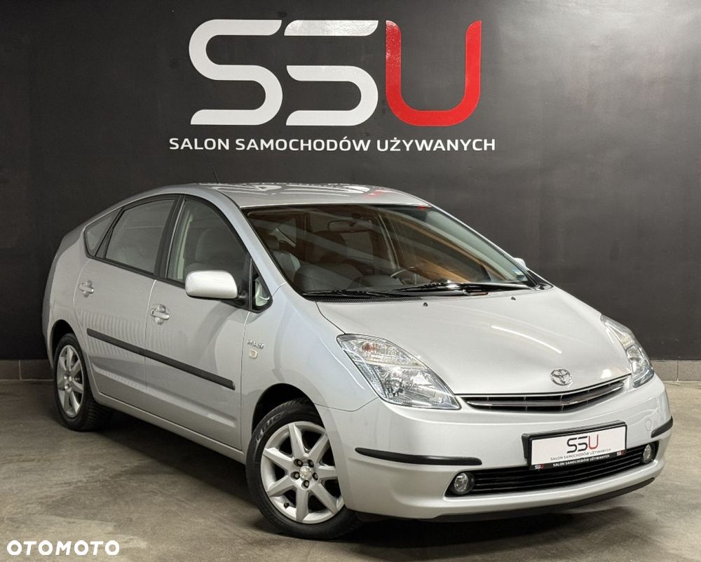 Toyota Prius (Hybrid) Sol - 2