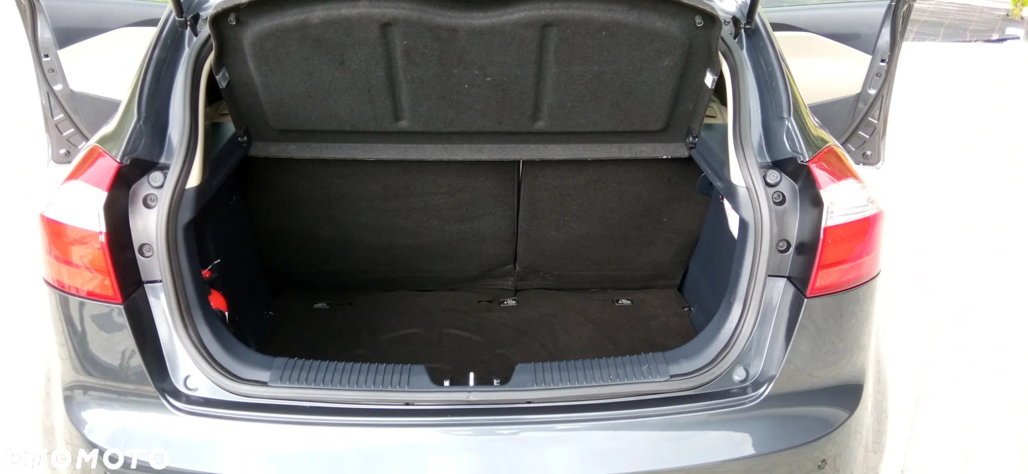 Kia Rio - 22