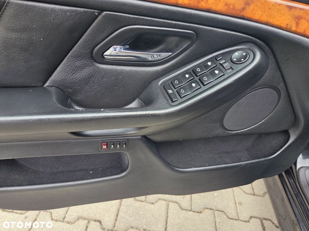 BMW Seria 5 - 9