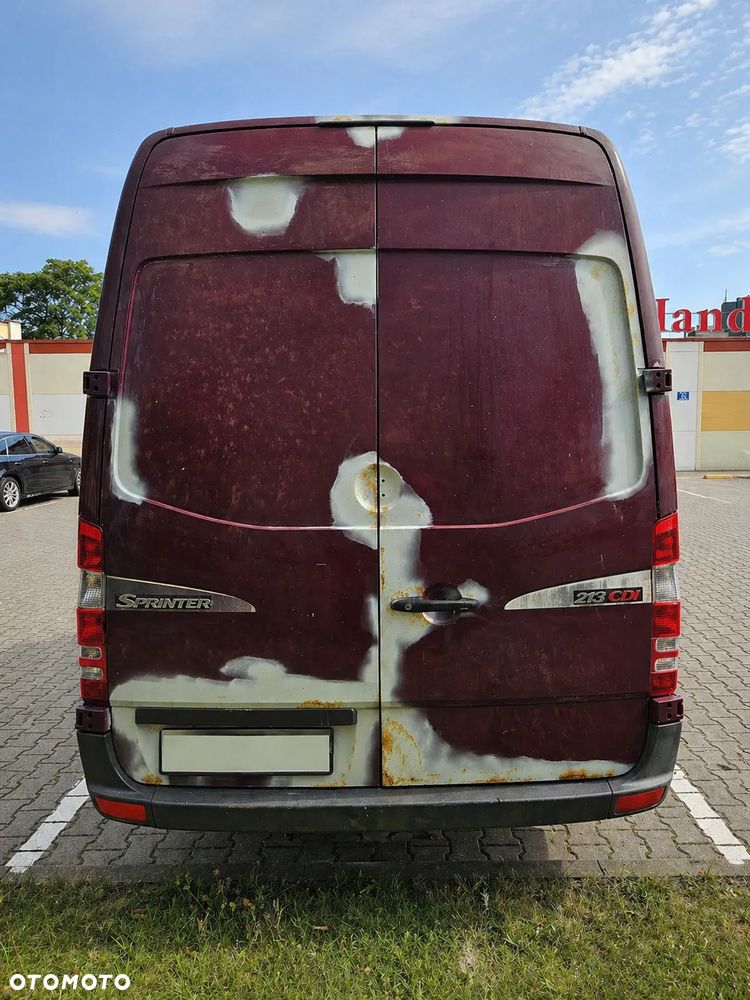 Mercedes-Benz Sprinter - 5
