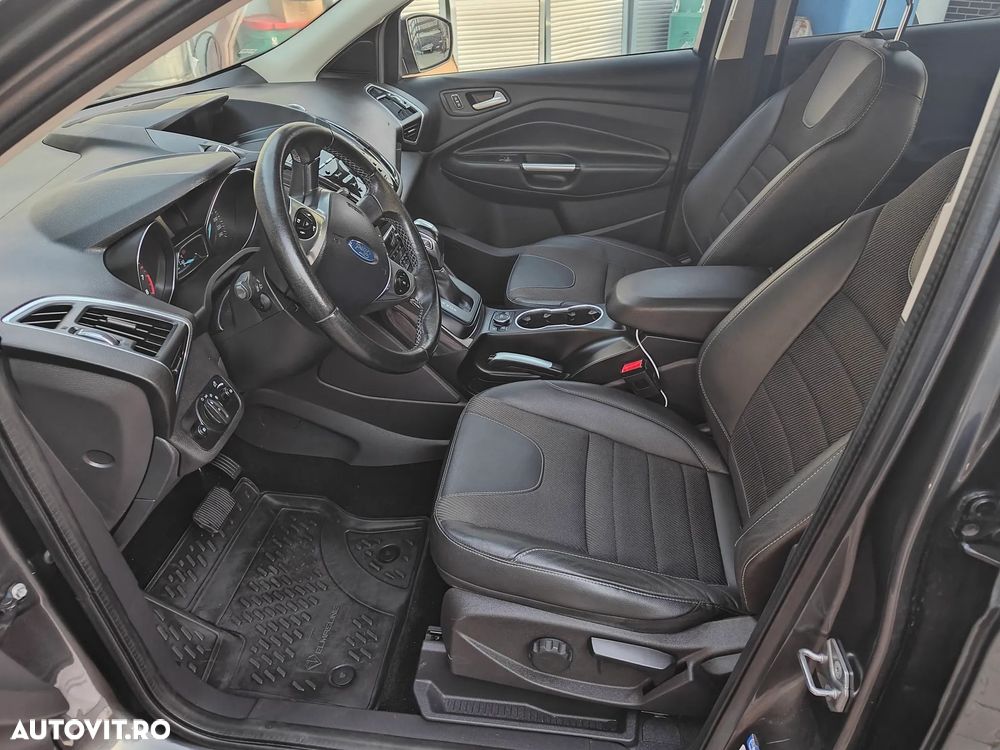 Ford Kuga 1.5 EcoBoost 4WD Titanium - 14