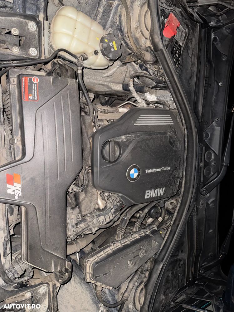 BMW Seria 3 320d Aut. M Sport - 14