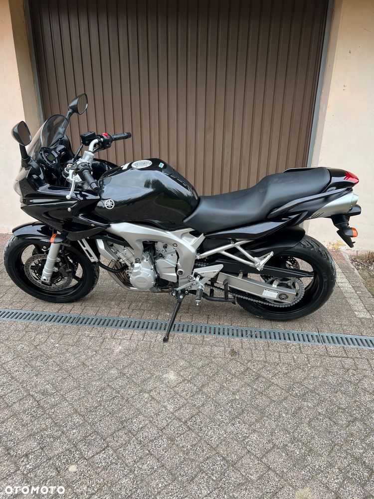 Yamaha FZ6 - 17