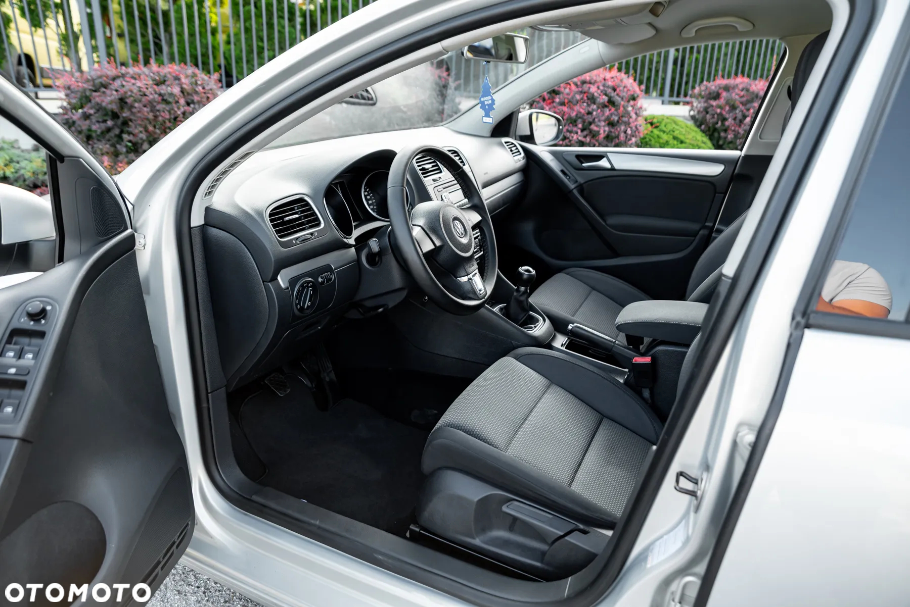 Volkswagen Golf 1.6 Comfortline - 19