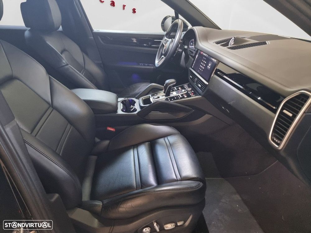 Porsche Cayenne E-Hybrid - 17