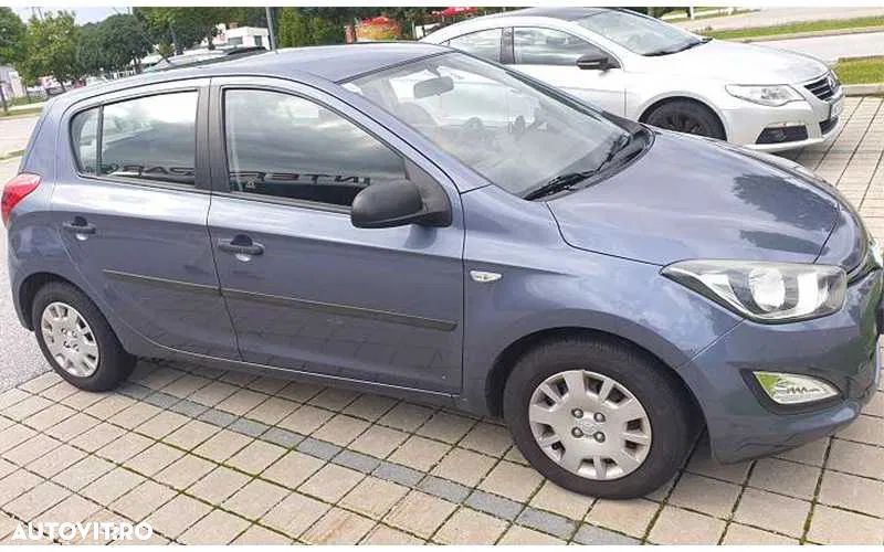 Hyundai I20 2013 photo 2