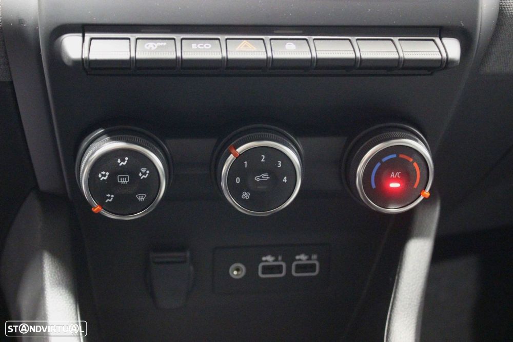 Renault Clio 1.0 TCe Evolution Bi-Fuel - 26