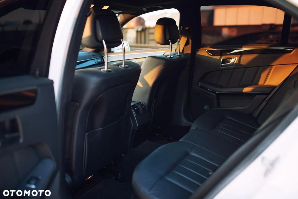 Mercedes-Benz Klasa E 350 4-Matic BlueEff - 8