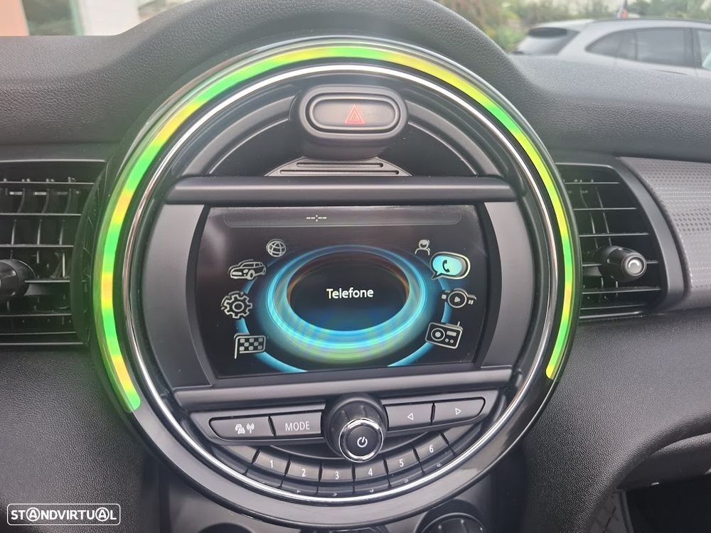 MINI Cabrio Cooper Essential - 16