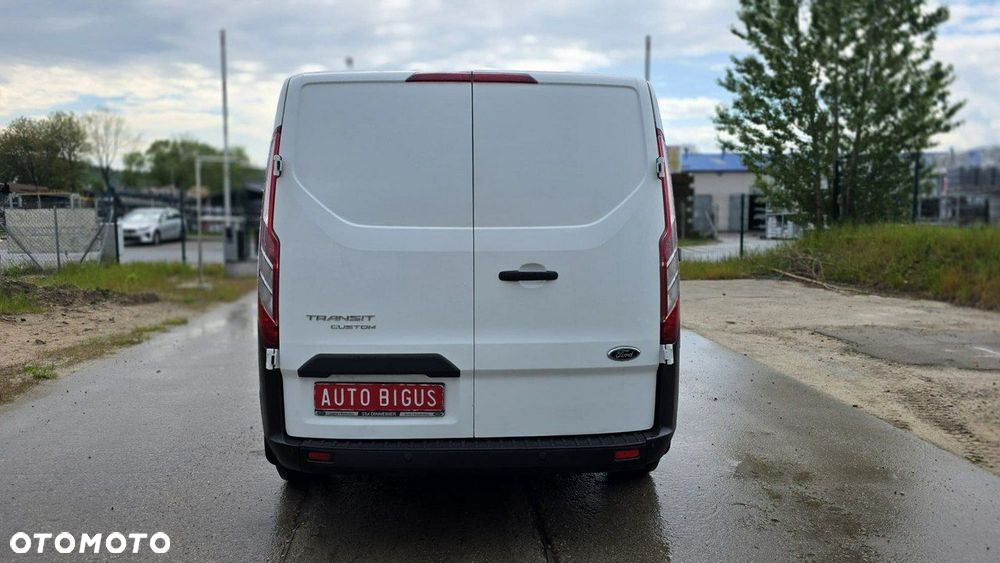 Ford Transit Custom - 8