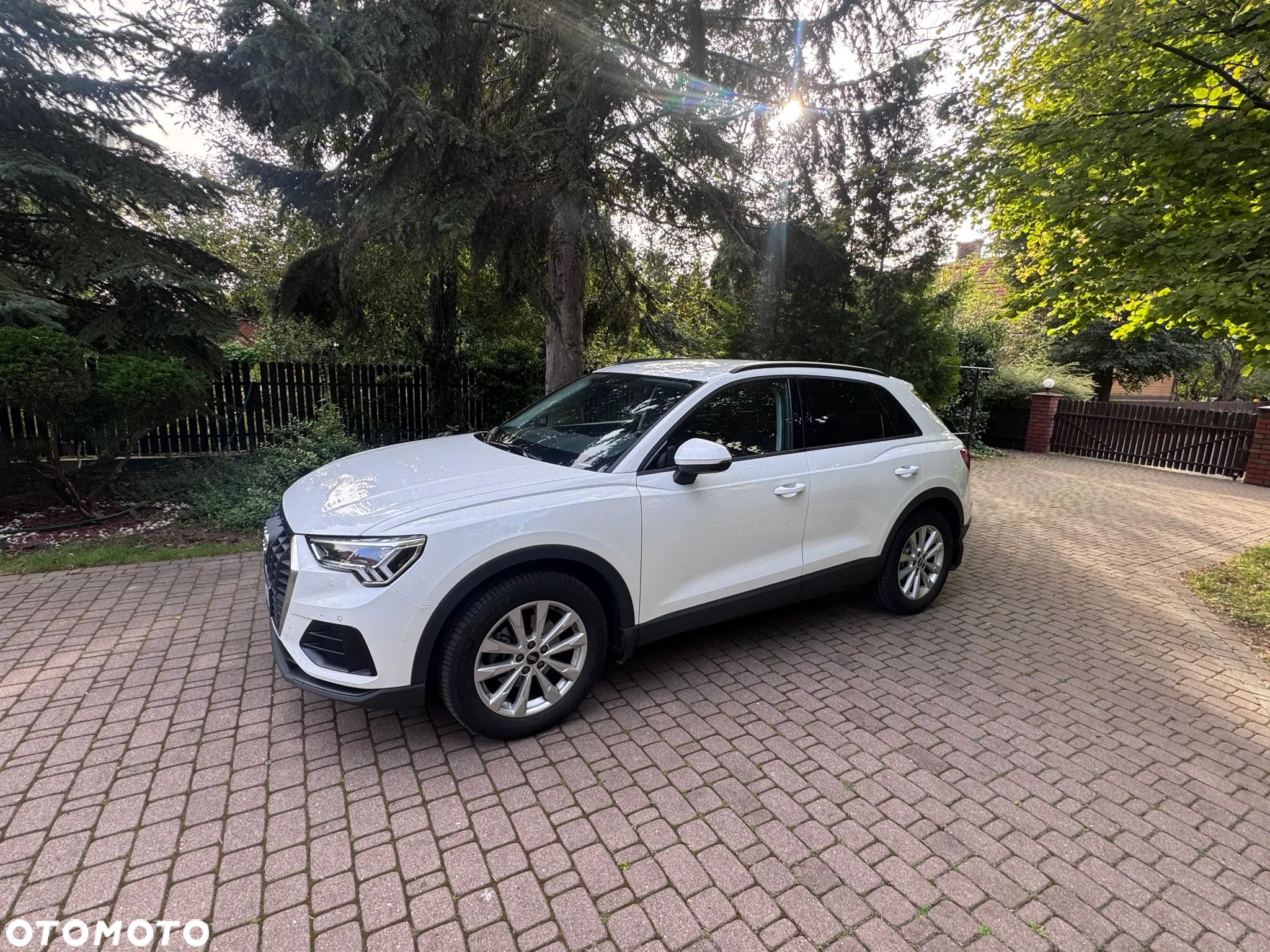 Audi Q3 35 TFSI S tronic - 1