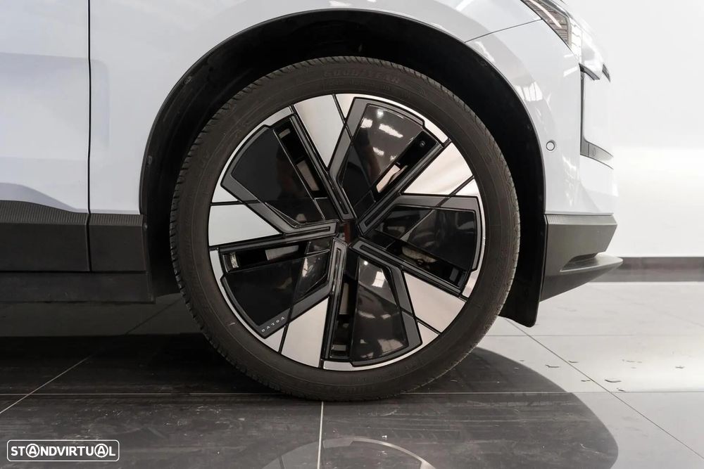 Volvo EX30 69 kWh Twin Motor Ultra - 5