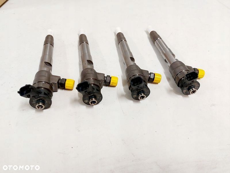 renault megane 4 iv 1.5 dci qashqai wtryskiwacz wtrysk paliwa 0445110800 - 5