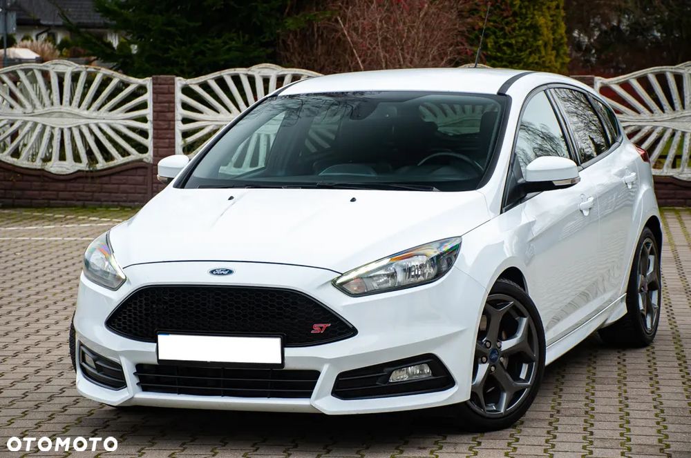 Ford Focus 2.0 TDCi ST mit Leder-Exclusiv-Paket - 5