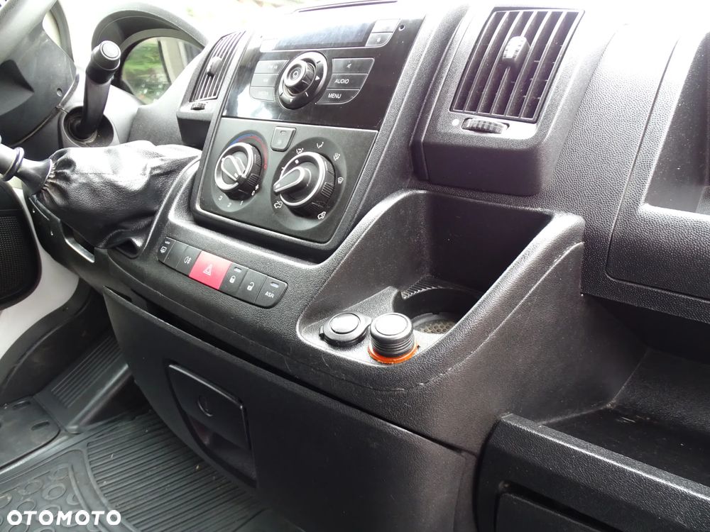 Citroën Jumper 2,2 HDI 150 koni ,L2H2 ,KLIMA-sprawna , zarejestrowany na mnie. - 12