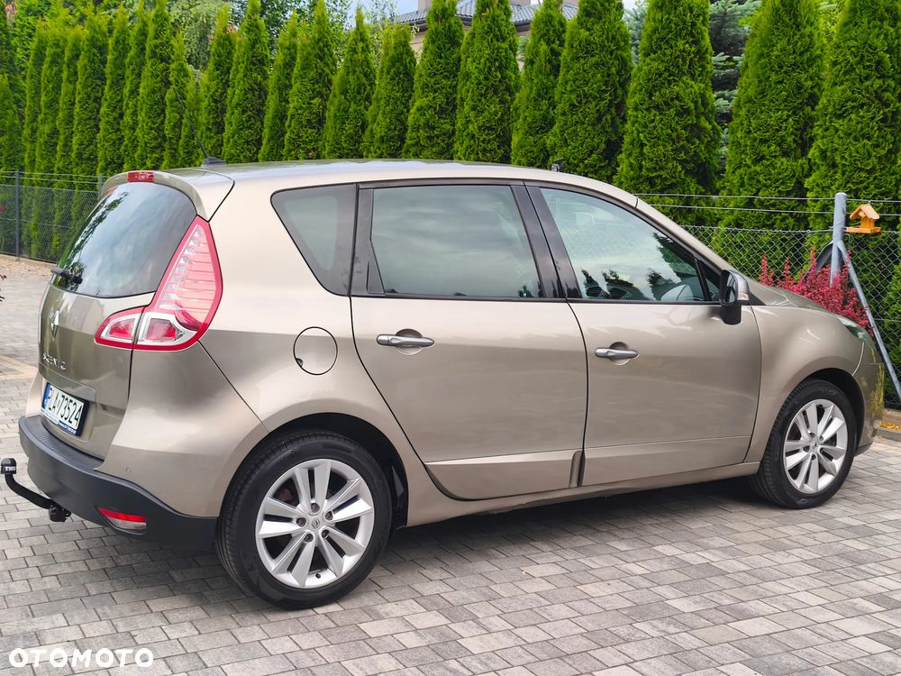 Renault Scenic 1.6 16V 110 TomTom Edition - 11