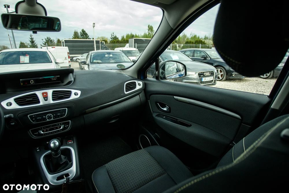 Renault Scenic TCe 130 Dynamique - 21