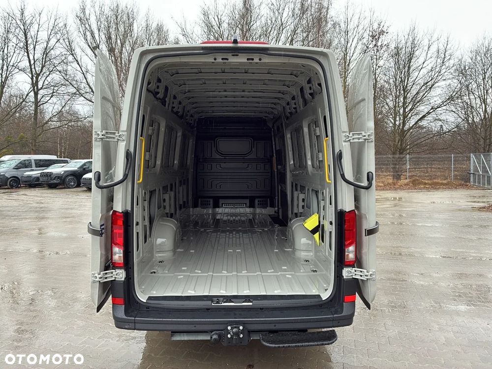 Volkswagen Crafter 35 Furgon LONG/L5H3, 2.0 BiTDI 177KM, Wysoki dach, r. o. 4490mm - 11