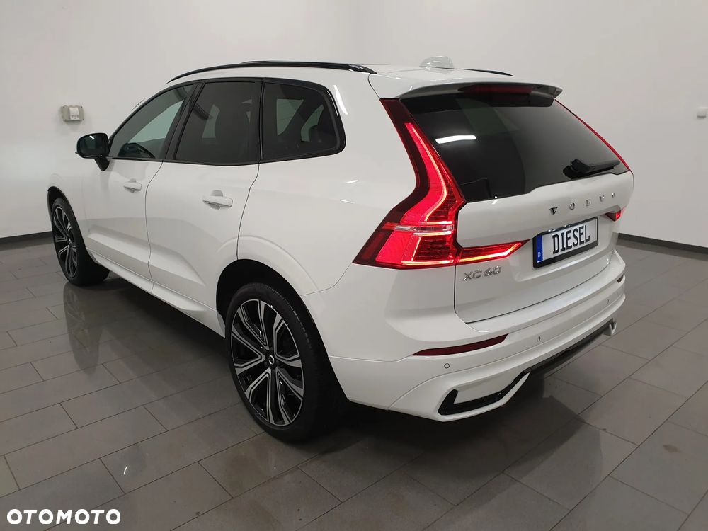 Volvo XC 60 B4 D AWD Geartronic RDesign - 4