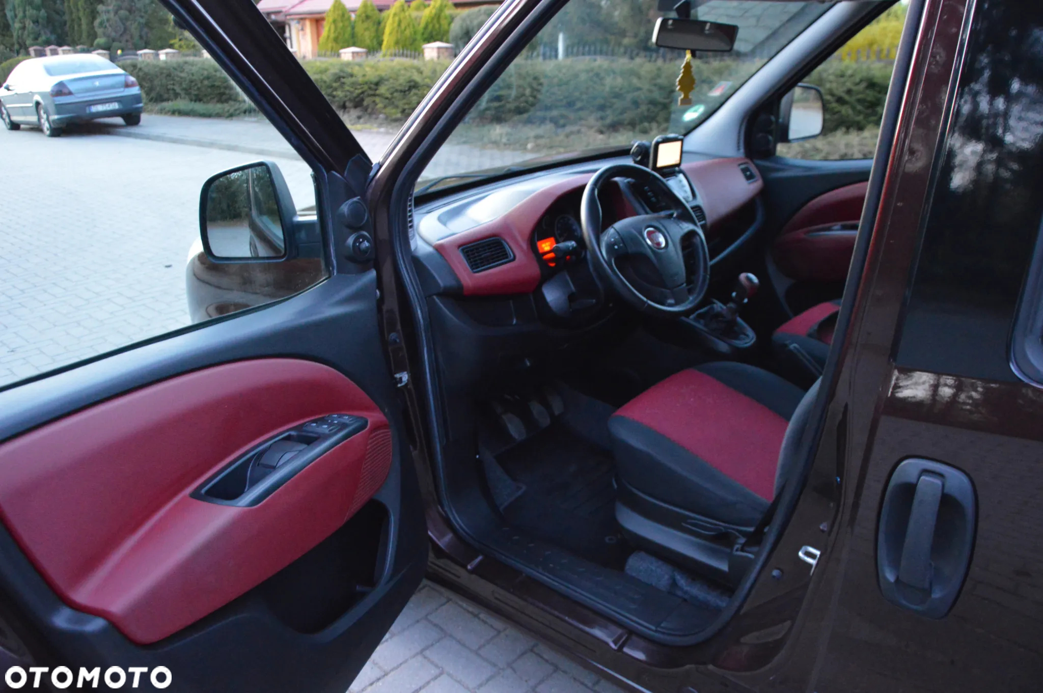 Fiat Doblo 2.0 16V Multijet Emotion - 16