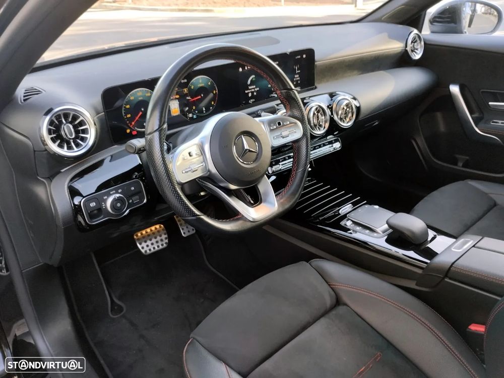 Mercedes-Benz A 180 Limousine d AMG Line Aut. - 4