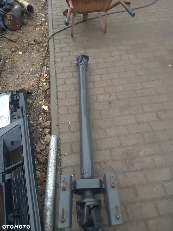 WAŁ NAPĘDOWY MERCEDES ATEGO EURO 6 - 1