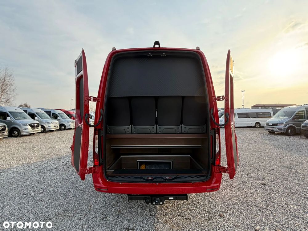 Mercedes-Benz Sprinter 519 - 9